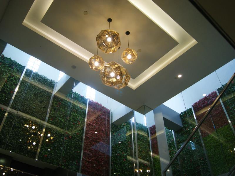 โณงแรมเอกซ์วายแซด Hotel ตาโคลบัน ภายนอก รูปภาพ